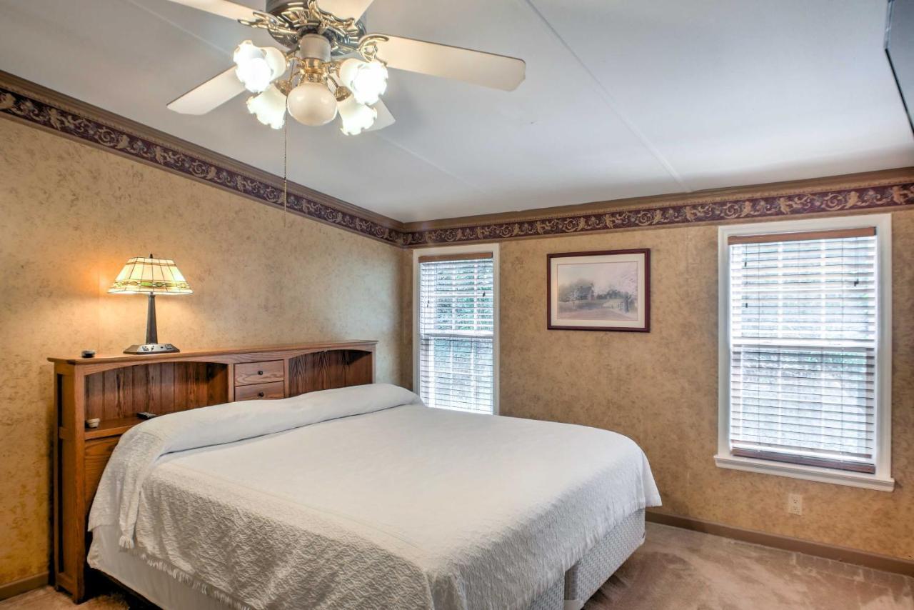 Ooltewah Cabin With Grill, Pool Table And Porch! Εξωτερικό φωτογραφία