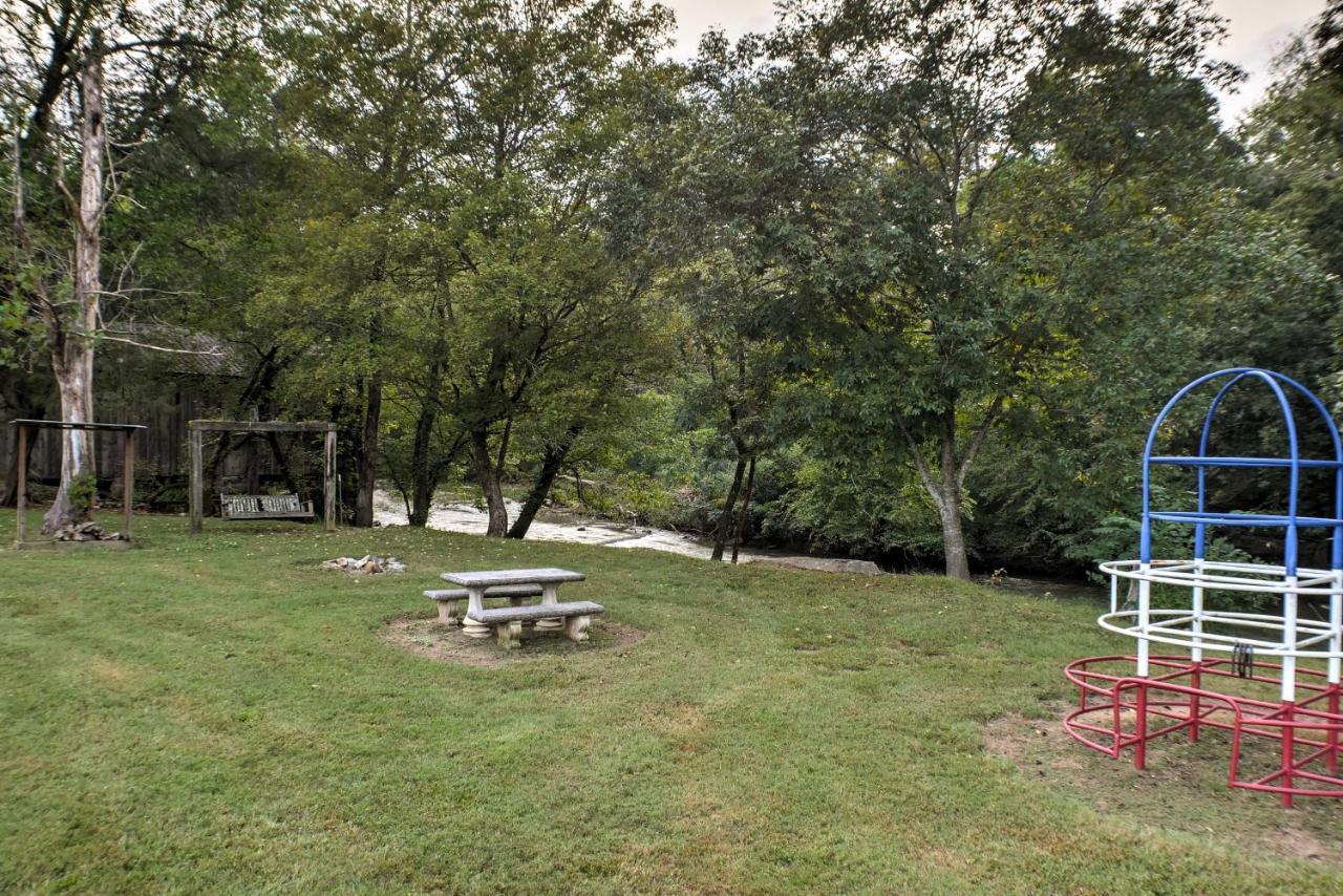 Ooltewah Cabin With Grill, Pool Table And Porch! Εξωτερικό φωτογραφία
